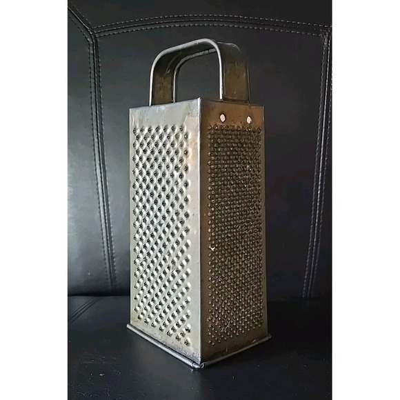 Vintage Bromco Box Grater Four Sided Kitchen Utensil Food Prep - Picture 1 of 4